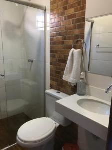 Ett badrum på Suites Cerrado