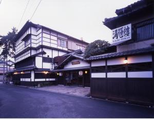 Budova, kde se ryokan nachází