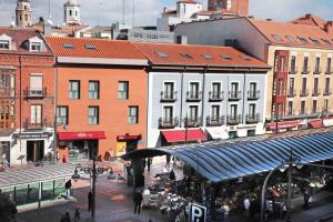 Nespecifikovaný výhled na destinaci Valladolid nebo výhled na město při pohledu z hotelu