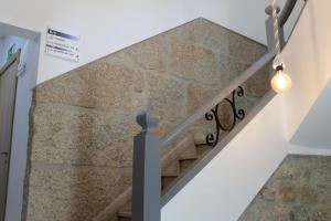 Imagem da galeria de ALOJAMENTO GIRASSOL - Guest House - Quarto com casa de banho privativa em Castelo Branco