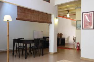 Posezení v ubytování Tengkera Hotel