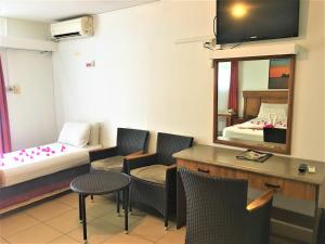 Posezení v ubytování Suva Motor Inn