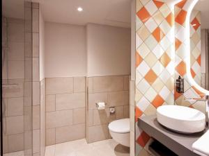 ibis Styles Klagenfurt am Woerthersee的一间浴室