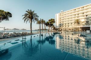 Bazén v ubytovaní The Ibiza Twiins - 4* Sup alebo v jeho blízkosti