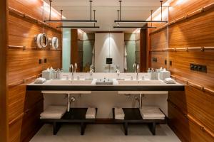 Ein Badezimmer in der Unterkunft The Datai Langkawi