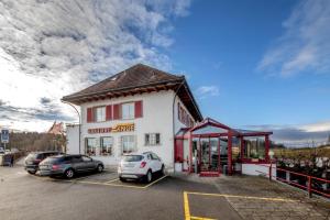 Gallery image of Gasthof Enge Self Check-In Hotel in Solothurn