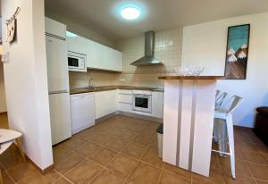 A kitchen or kitchenette at Las Casetas de Mateu