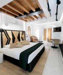 Postel nebo postele na pokoji v ubytování Alkyoni Beach Hotel + 37 fotografií