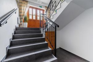 Fotografia z galérie ubytovania Apartament Szarotka Kierpcówka 16 Kościelisko by Noclegi Renters v destinácii Kościelisko