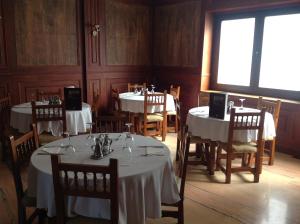Restauracja lub miejsce do jedzenia w obiekcie Hostal Los Amigos