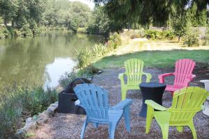 Výhled na řeku, která protéká v blízkosti bed and breakfast