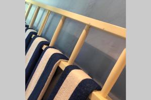 Area tempat duduk di Walnut Tree Gite Brittany