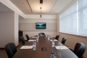 Kawasan bisnes dan/atau bilik persidangan di Quality Suites Alphaville