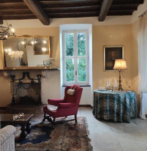 A seating area at DIMORA MARELLA Patrica - Frosinone