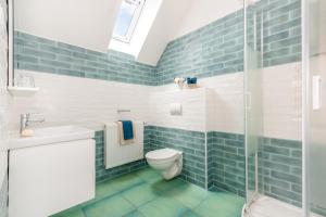 Koupelna v ubytování Apartmány Jedovary + 17 fotografií