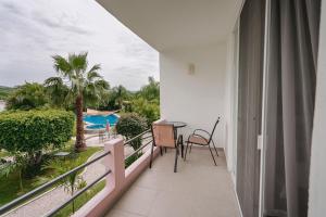 Bazén v ubytování Hotel Boutique Casa Bella nebo v jeho okolí