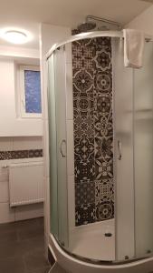 Un baño de Hotel-Pension Adler Untertürkheim