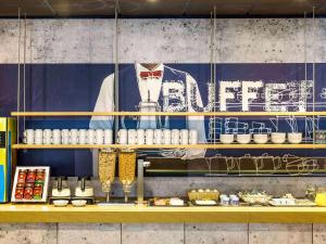 Coffee at tea making facilities sa ibis budget Bern Expo