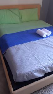Postel nebo postele na pokoji v ubytování STEPHY HOUSE