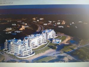 Pohľad z vtáčej perspektívy na ubytovanie Costa Esmeralda Departamento para 6 Personas sobre el Golf