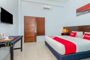 Gallery image of OYO 2450 Hening Homestay Near Pantai Tanjung Bias in Montongbuwoh