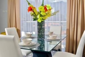 Lujoso y acogedor condominio ejecutivo/familiar的休息区