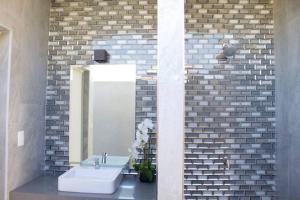 Lujoso y acogedor condominio ejecutivo/familiar的一间浴室