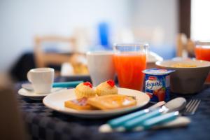 Jedlo v ubytovaní bed & breakfast alebo blízkom okolí