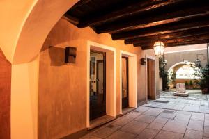 Fotografie z fotogalerie ubytování Hotel La Contrada v destinaci Verbania