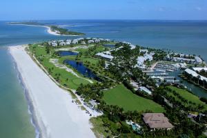 Pemandangan dari udara bagi South Seas Resort