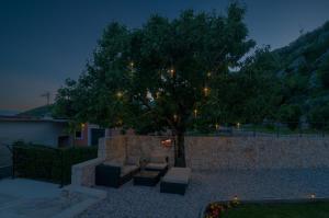 Posedenie v ubytovaní Villa Elin - Private Pool & Peaceful Family Retreat near Omiš