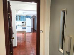 Kuchyňa alebo kuchynka v ubytovaní Luchana Apartment