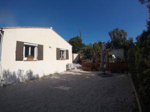 Afbeelding uit fotogalerij van Sanarybeach in Sanary-sur-Mer