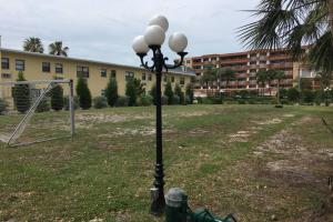 Gallery image of Beach Condo in Gated Complex, Heated Courtyard Pool, Ocean only 1 block away! in St Pete Beach
