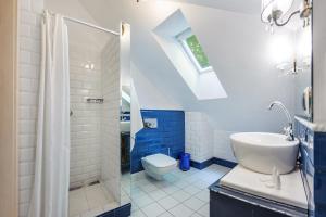 Kúpeľňa v ubytovaní Apartamenty Kurort + 37 fotografií