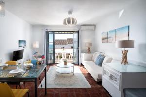 Dona Lola Beach House, Sitio de Calahonda – Bijgewerkte ...