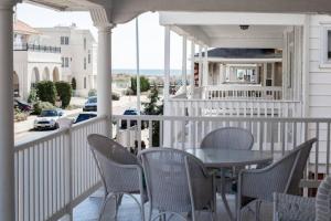 Gallery image of Large Beach Home with Ocean Views from Balcony Unit 2 and 3 in Ventnor City