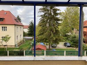 widok z okna domu w obiekcie Ferienwohnung Tapetenwechsel -Balkon- w Dreźnie