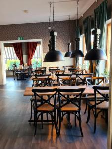 
En restaurang eller annat matställe på Dala-Järna Hotell och Vandrarhem
