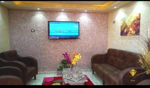 A seating area at Jewel Gameel appartement