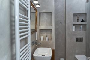 Koupelna v ubytování Apartmán NEWSTALGIE + 26 fotografií