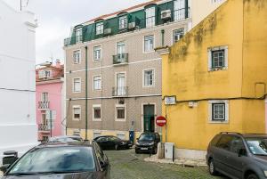 Gallery image of LovelyStay - Cozy 3BDR Apartment in Estrela in Lisbon