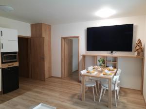 Zdjęcie z galerii obiektu Vlčí nora w mieście Horní Maršov