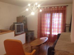 Kuchyň nebo kuchyňský kout v ubytování CASA EN VILLANUA