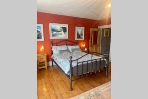 Gallery image of Stunning 18th Century 5 Bed House Old-Town Hastings in Hastings