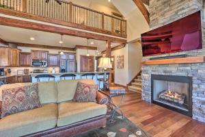 Lavish Boone Retreat 5 Mi to Blue Ridge Hwy!