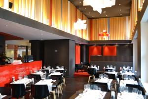 Restaurace v ubytování Crowne Plaza Hotel Brugge by IHG