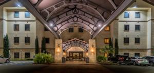 Fachada o entrada de Staybridge Suites DFW Airport North, an IHG Hotel