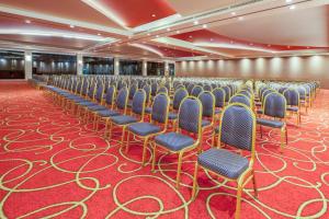 Zaplecze biznesowe lub konferencyjne w obiekcie Holiday Inn Tuxpan - Convention Center by IHG