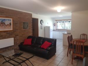 Predel za sedenje v nastanitvi Grampians View Cottages and Units